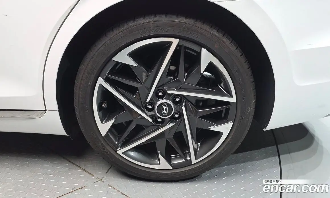 Hyundai Grandeur 2022 3.3 автомат (гидро), фото 7 Hyundai Grandeur 2022 3.3 автомат (гидро), фото 7
