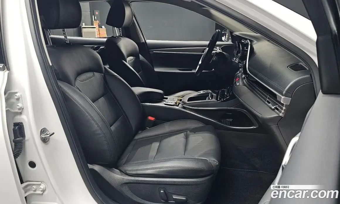 Hyundai Grandeur 2022 3.0 автомат (гидро), фото 15 Hyundai Grandeur 2022 3.0 автомат (гидро), фото 15