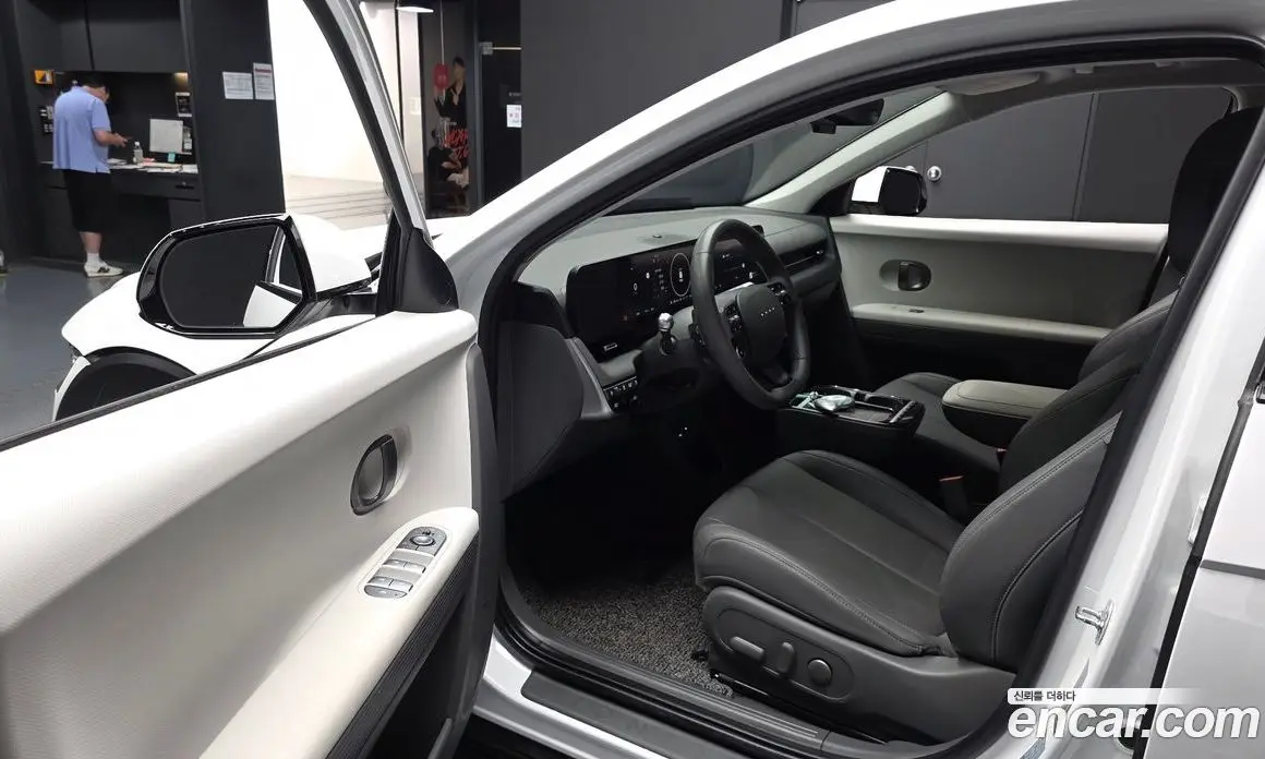 Hyundai Ioniq 5 2024 0.1 автомат (гидро), фото 13