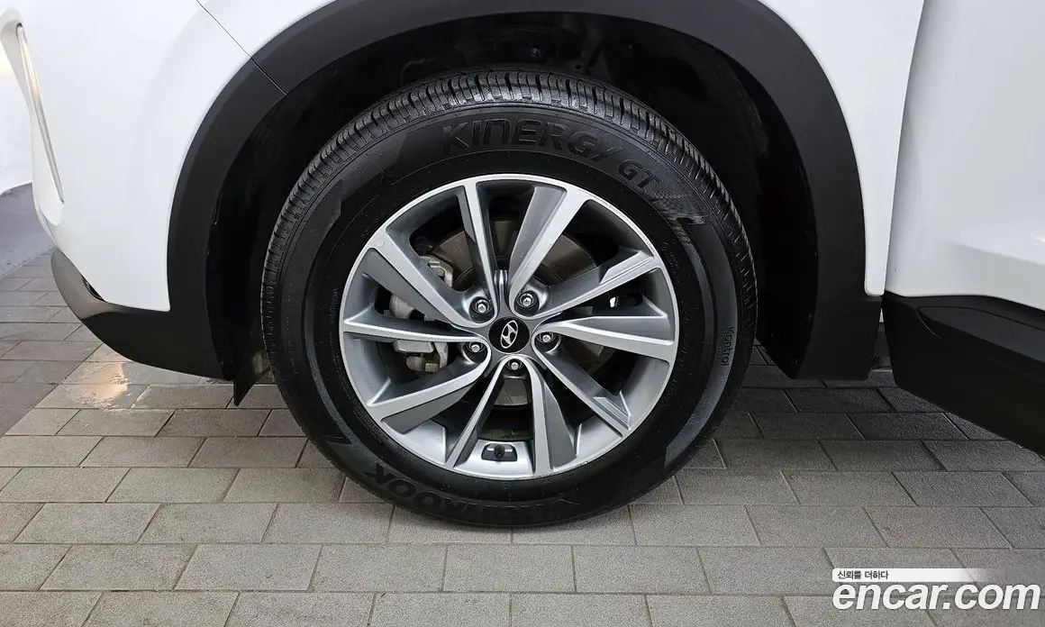 Hyundai Santa Fe 2018 2.0 автомат (гидро), фото 5