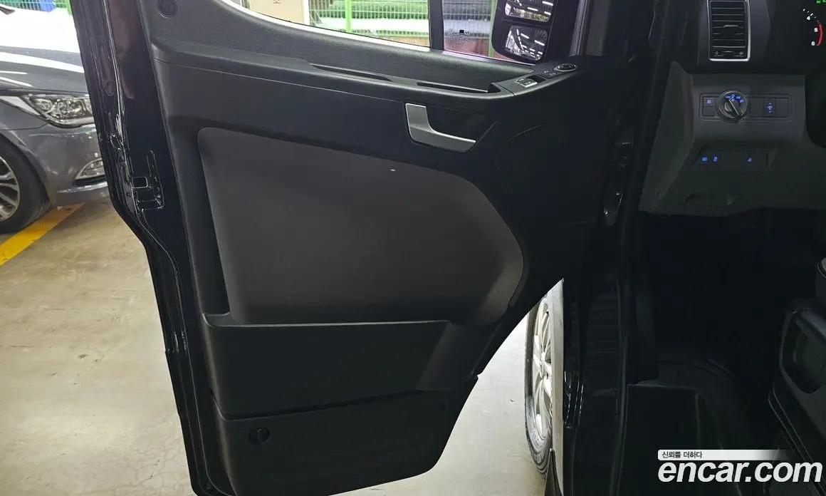 Hyundai Solati 2018 2.5 автомат (гидро), фото 14
