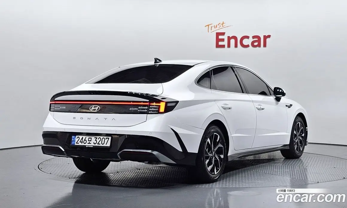 Hyundai Sonata 2024 1.6 автомат (гидро), фото 1 Hyundai Sonata 2024 1.6 автомат (гидро), фото 1