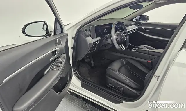 Hyundai Sonata 2024 1.6 автомат (гидро), миниатюра 12