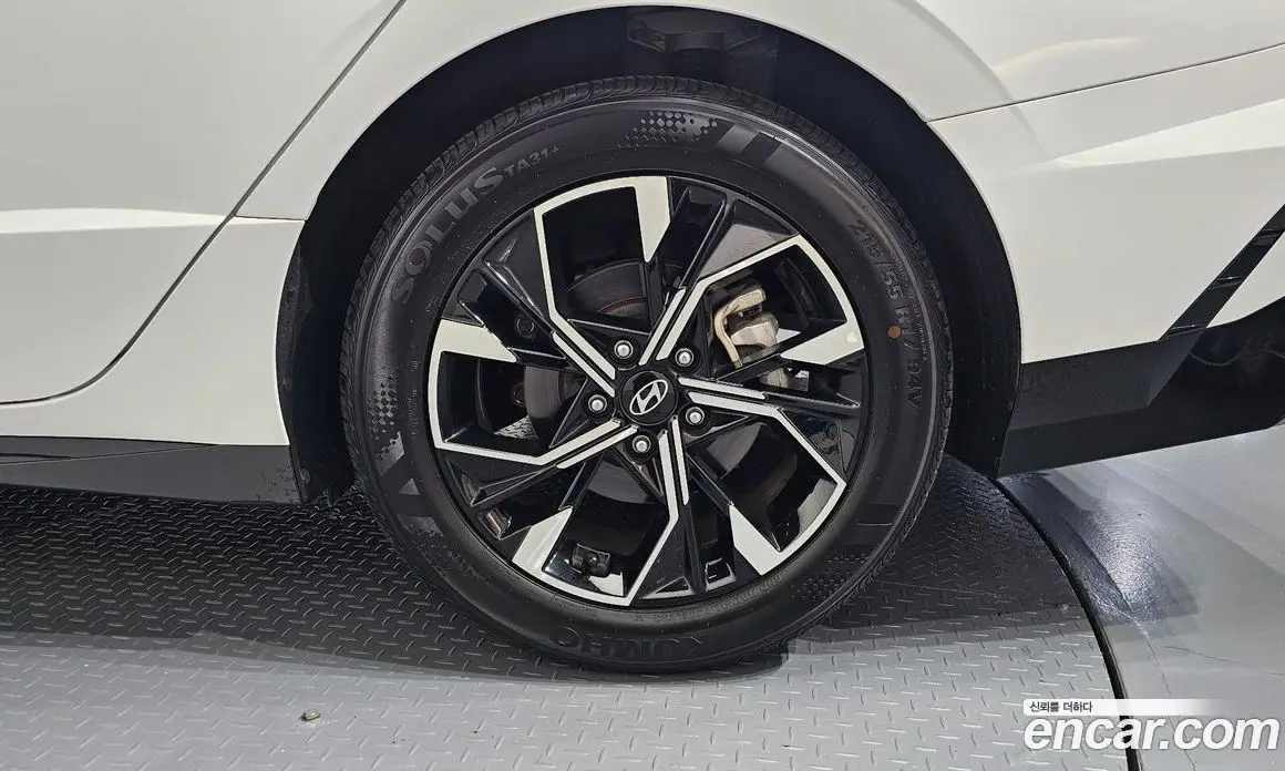 Hyundai Sonata 2024 1.6 автомат (гидро), фото 6 Hyundai Sonata 2024 1.6 автомат (гидро), фото 6