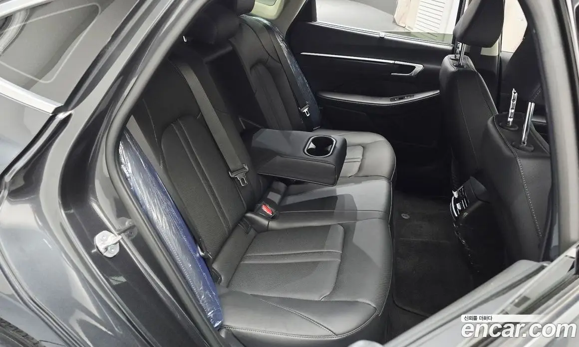 Hyundai Sonata 2024 2.0 автомат (гидро), фото 17