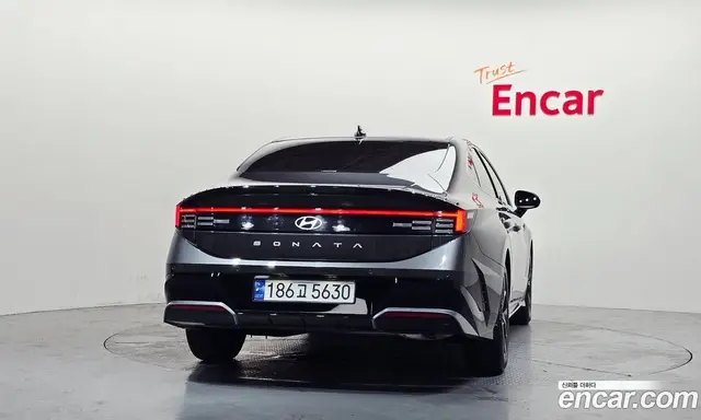 Hyundai Sonata 2024 2.0 автомат (гидро), миниатюра 4