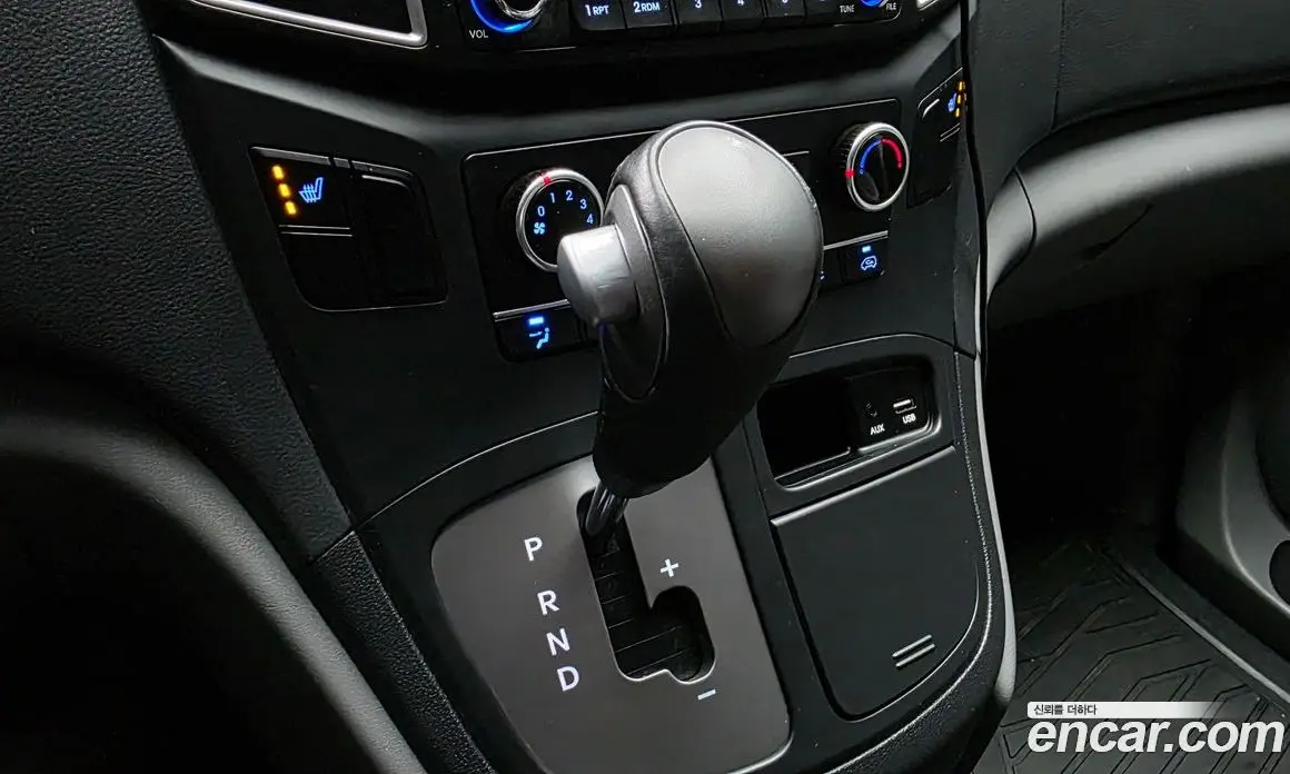 Hyundai Starex 2020 2.5 автомат (гидро), фото 12