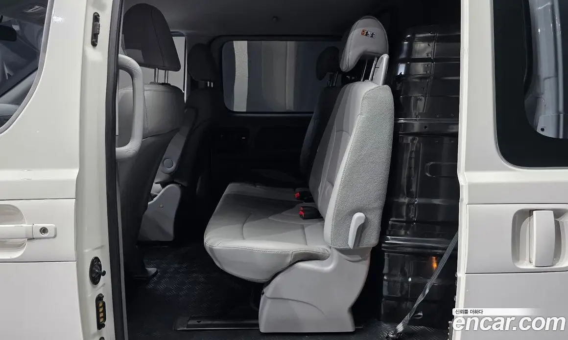 Hyundai Starex 2020 2.5 автомат (гидро), фото 18