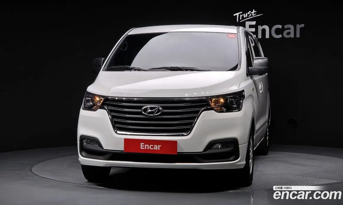 Hyundai Starex 2020 2.5 автомат (гидро), фото 3