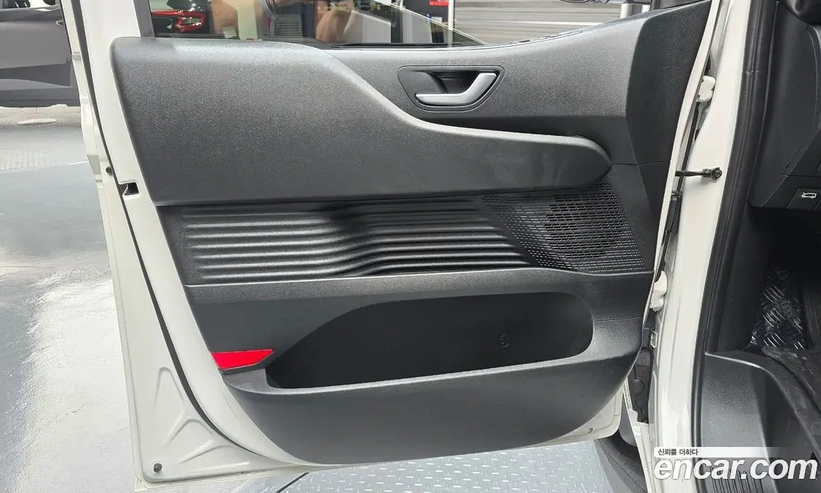 Hyundai Staria 2022 2.2 автомат (гидро), фото 15 Hyundai Staria 2022 2.2 автомат (гидро), фото 15