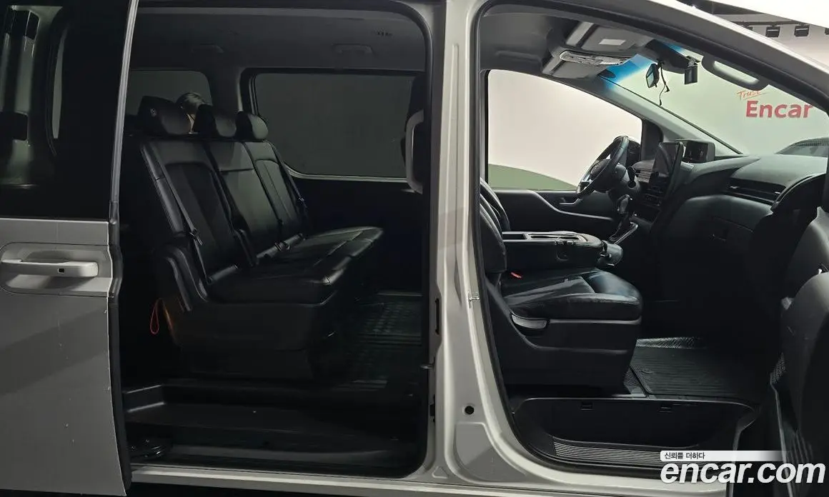 Hyundai Staria 2022 2.2 автомат (гидро), фото 16 Hyundai Staria 2022 2.2 автомат (гидро), фото 16