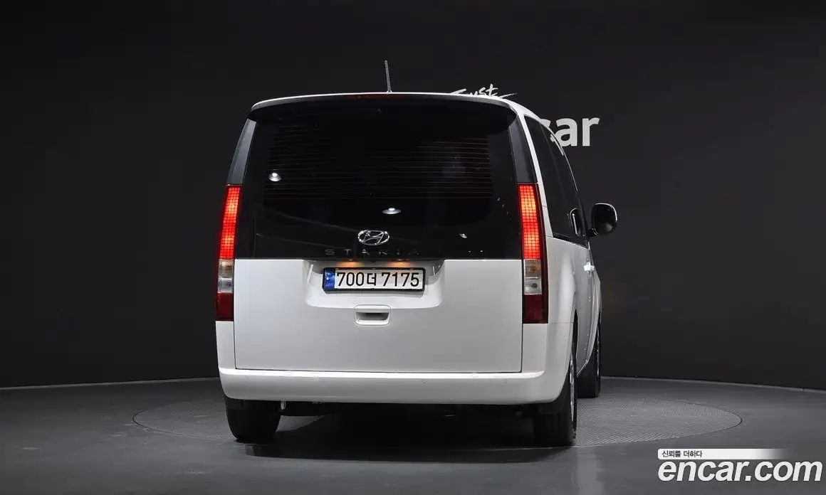 Hyundai Staria 2022 2.2 автомат (гидро), фото 4 Hyundai Staria 2022 2.2 автомат (гидро), фото 4
