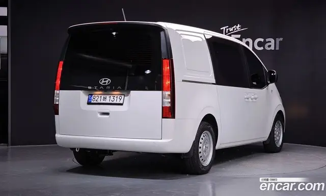 Hyundai Staria, 2025, 9 322 км