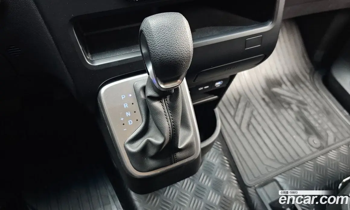 Hyundai Staria 2025 2.2 автомат (гидро), фото 11 Hyundai Staria 2025 2.2 автомат (гидро), фото 11