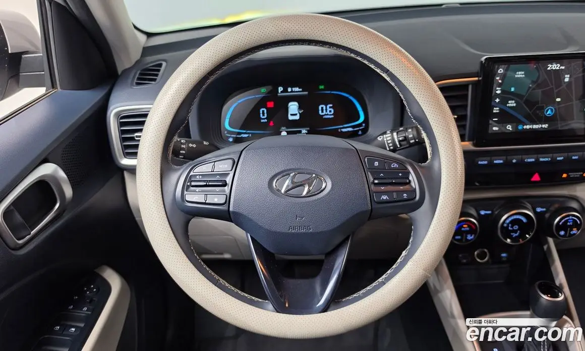Hyundai Venue 2023 1.6 автомат (гидро), фото 19