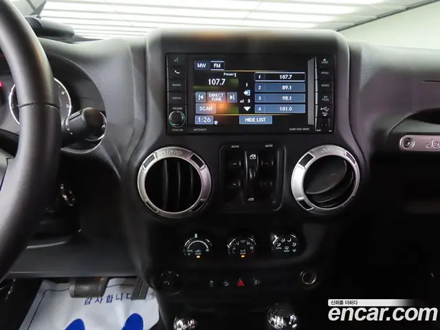 Jeep Wrangler 2015 2.8 автомат (гидро), миниатюра 12