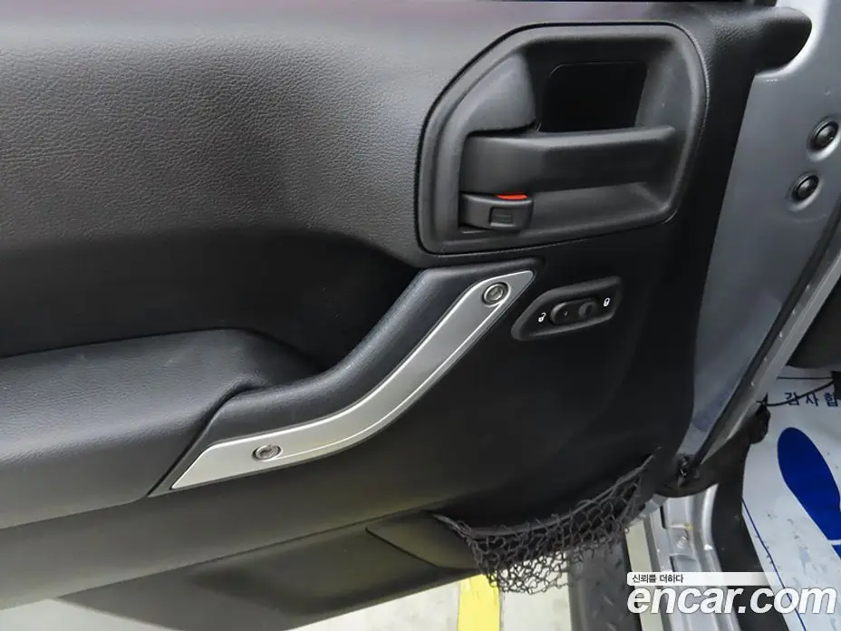 Jeep Wrangler 2015 2.8 автомат (гидро), фото 13