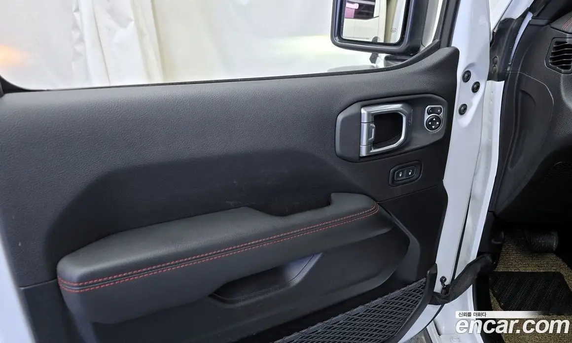 Jeep Wrangler 2021 2.0 автомат (гидро), фото 14