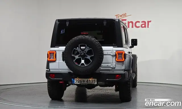 Jeep Wrangler 2021 2.0 автомат (гидро), миниатюра 4