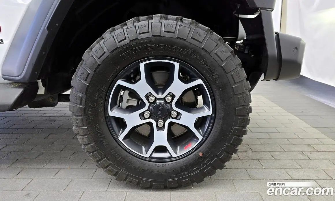 Jeep Wrangler 2021 2.0 автомат (гидро), фото 5