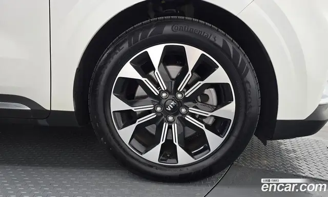 Kia Carnival 2021 3.5 автомат (гидро), миниатюра 7