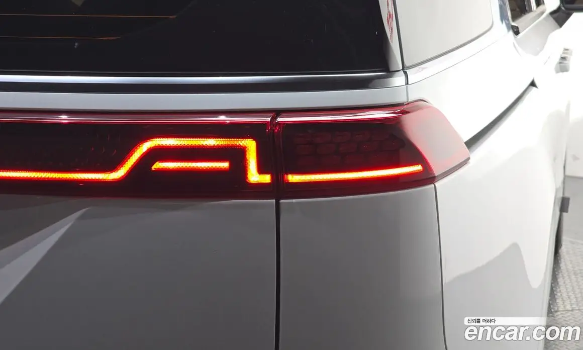 Kia Carnival 2021 3.5 автомат (гидро), фото 9