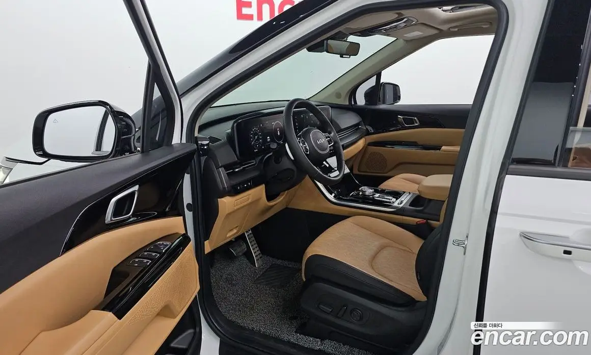 Kia Carnival 2021 2.2 автомат (гидро), фото 12 Kia Carnival 2021 2.2 автомат (гидро), фото 12