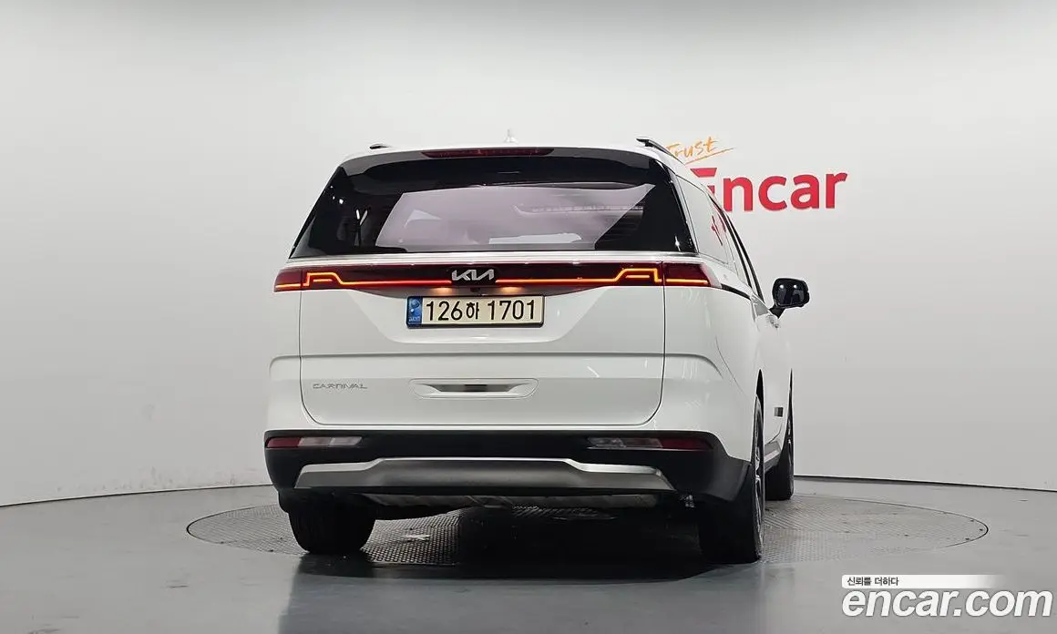 Kia Carnival 2021 2.2 автомат (гидро), фото 3 Kia Carnival 2021 2.2 автомат (гидро), фото 3