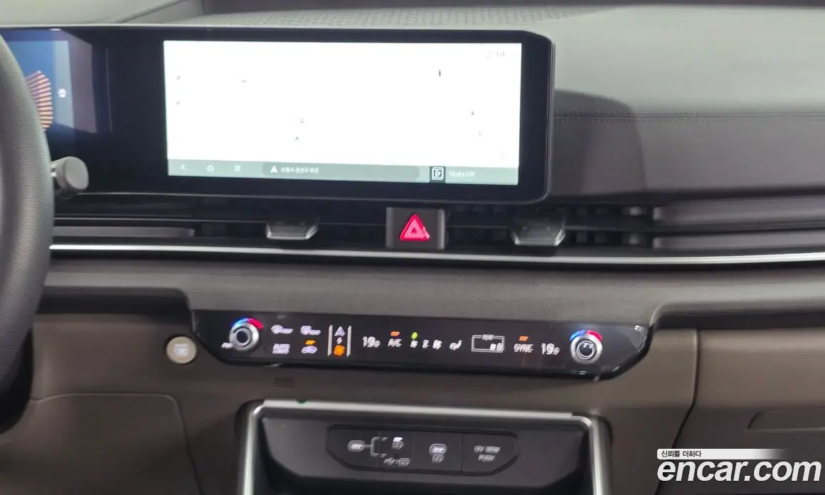Kia Carnival 2025 3.5 автомат (гидро), фото 20 Kia Carnival 2025 3.5 автомат (гидро), фото 20