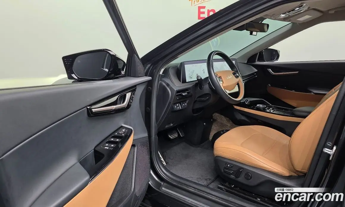 Kia EV6 2024 0.1 автомат (гидро), фото 13