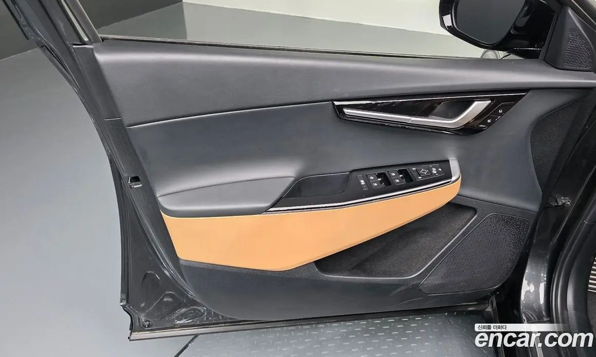 Kia EV6 2024 0.1 автомат (гидро), фото 14