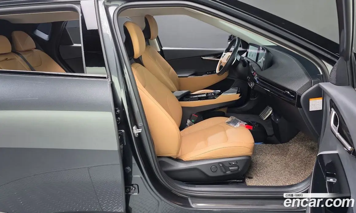 Kia EV6 2024 0.1 автомат (гидро), фото 16
