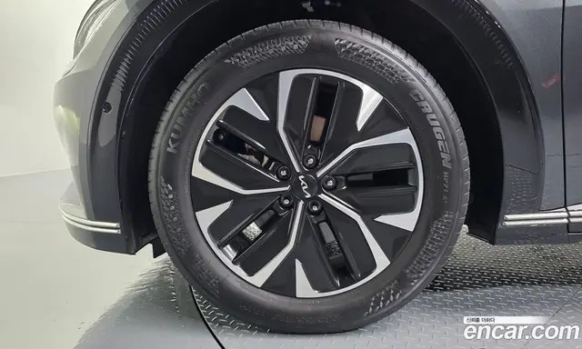 Kia EV6 2024 0.1 автомат (гидро), миниатюра 5