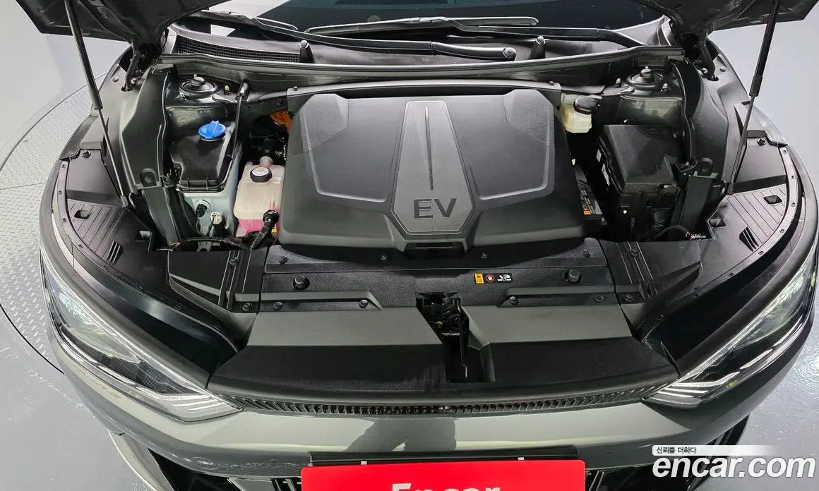 Kia EV6 2024 0.1 автомат (гидро), фото 6