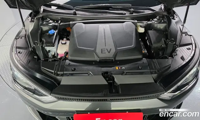 Kia EV6 2024 0.1 автомат (гидро), миниатюра 6