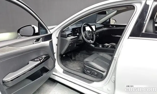 Kia K5 (Optima) 2025 2.0 автомат (гидро), миниатюра 10 Kia K5 (Optima) 2025 2.0 автомат (гидро), миниатюра 10