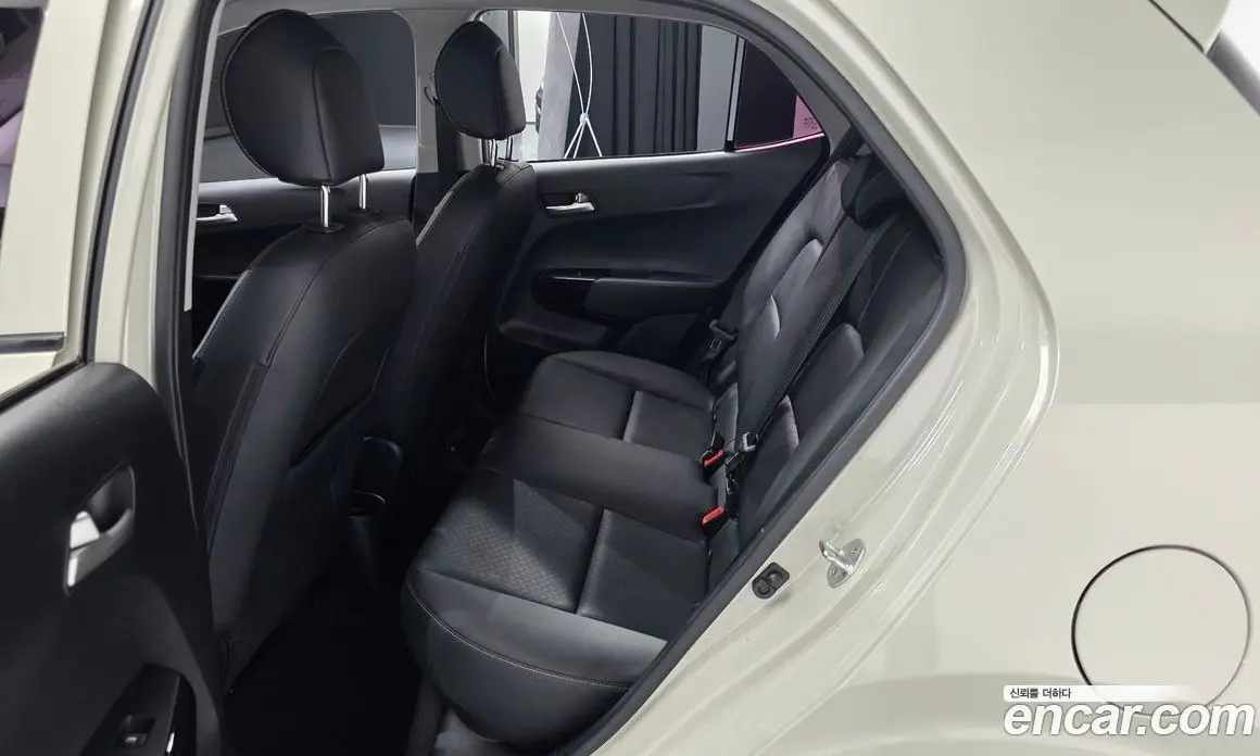 Kia Morning 2017 1.0 автомат (гидро), фото 17 Kia Morning 2017 1.0 автомат (гидро), фото 17