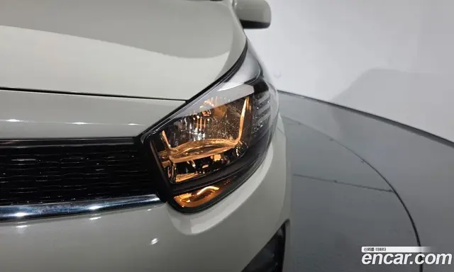 Kia Morning 2017 1.0 автомат (гидро), миниатюра 7 Kia Morning 2017 1.0 автомат (гидро), миниатюра 7