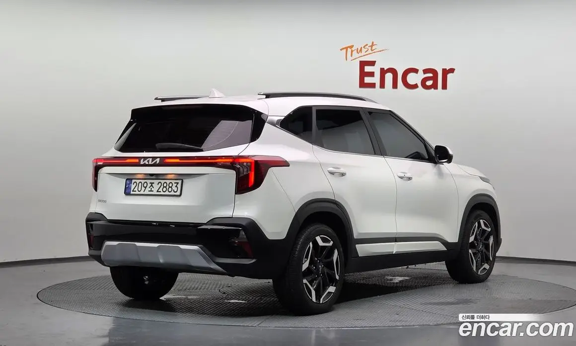 Kia Seltos 2023 2.0 автомат (гидро), фото 2 Kia Seltos 2023 2.0 автомат (гидро), фото 2