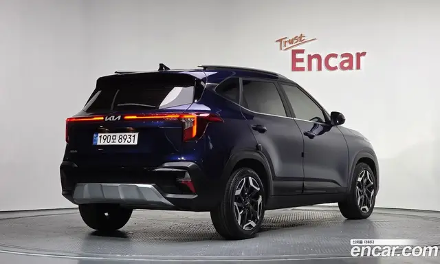Kia Seltos 2023 1.6 автомат (гидро), миниатюра 2