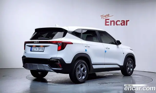 Kia Seltos 2023 1.6 автомат (гидро), миниатюра 2