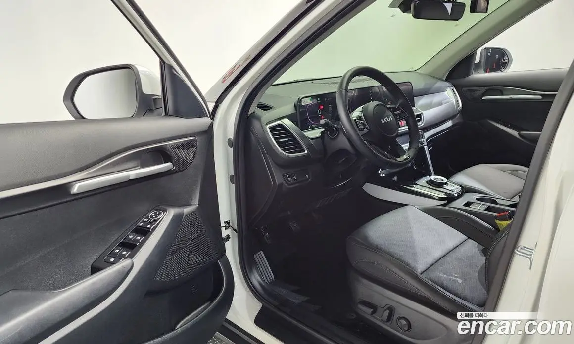 Kia Seltos 2023 1.6 автомат (гидро), фото 13