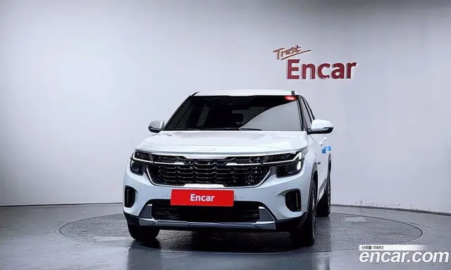 Kia Seltos 2023 1.6 автомат (гидро), миниатюра 3