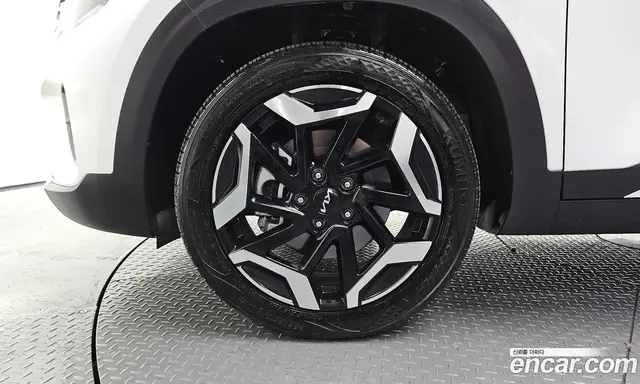 Kia Seltos 2025 1.6 автомат (гидро), миниатюра 4