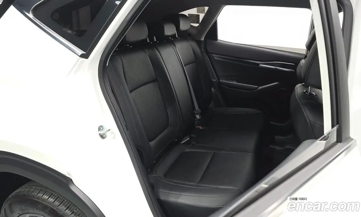 Kia Seltos 2025 1.6 автомат (гидро), фото 17 Kia Seltos 2025 1.6 автомат (гидро), фото 17