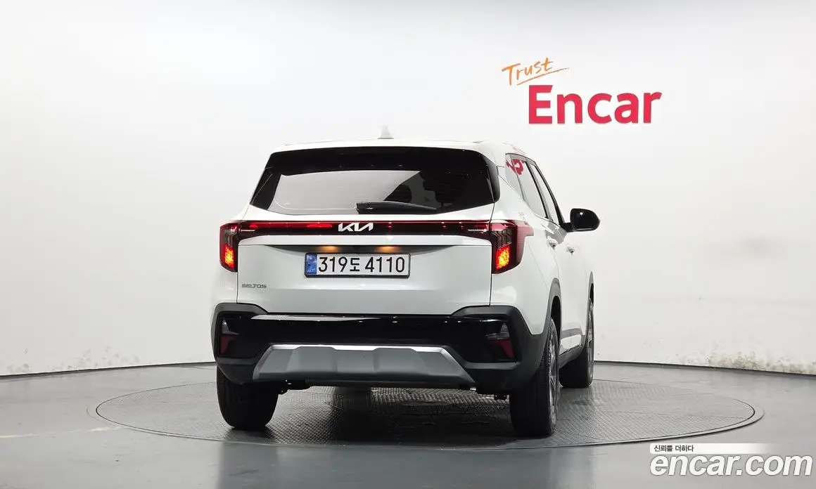 Kia Seltos 2025 1.6 автомат (гидро), фото 3 Kia Seltos 2025 1.6 автомат (гидро), фото 3