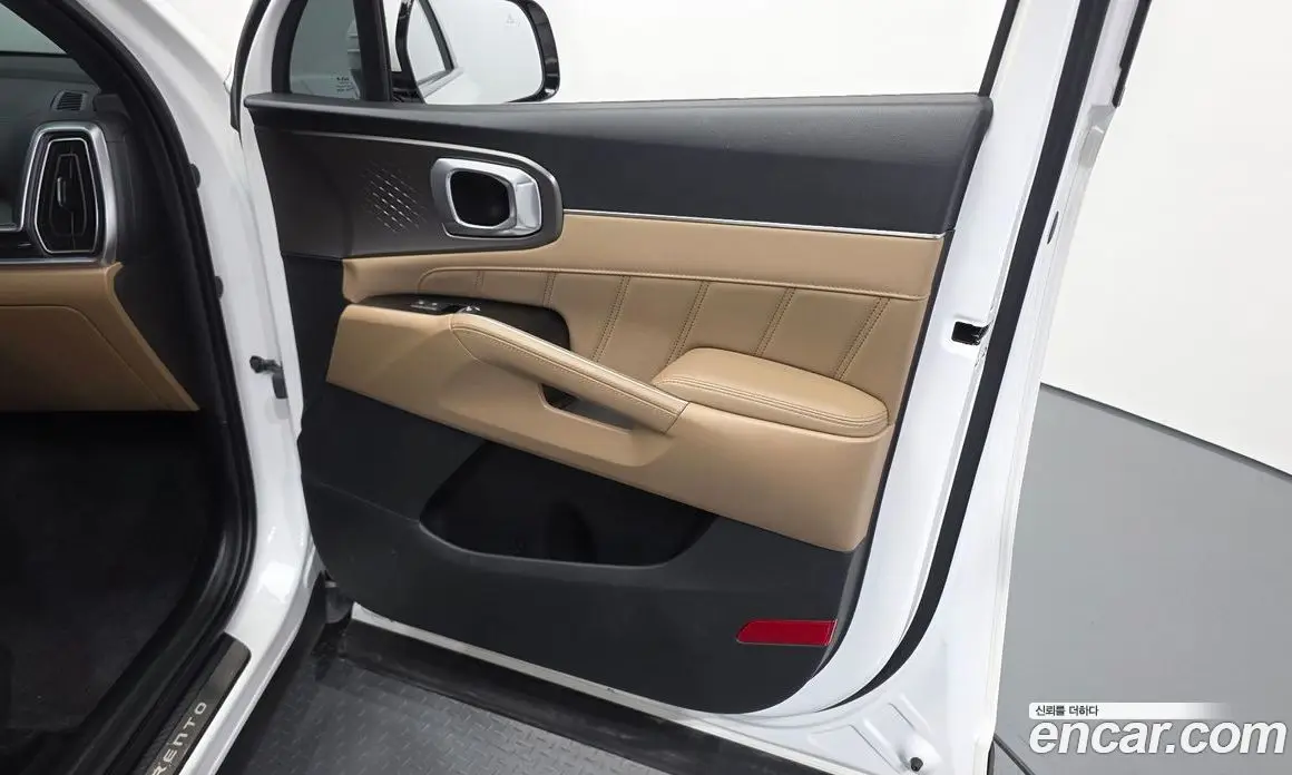 Kia Sorento 2023 2.2 автомат (гидро), фото 14 Kia Sorento 2023 2.2 автомат (гидро), фото 14