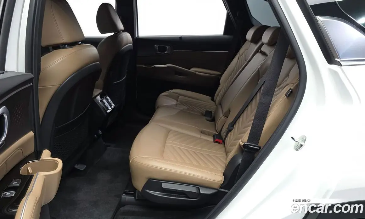 Kia Sorento 2023 2.2 автомат (гидро), фото 16 Kia Sorento 2023 2.2 автомат (гидро), фото 16