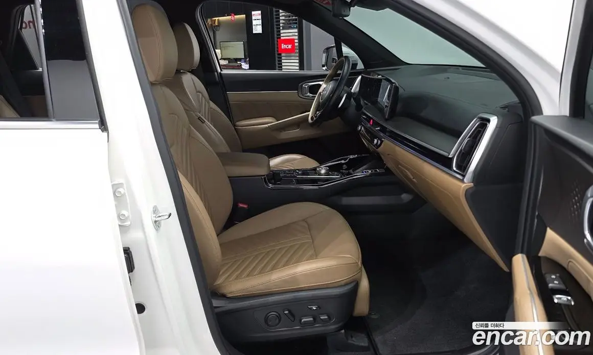 Kia Sorento 2023 2.2 автомат (гидро), фото 17 Kia Sorento 2023 2.2 автомат (гидро), фото 17