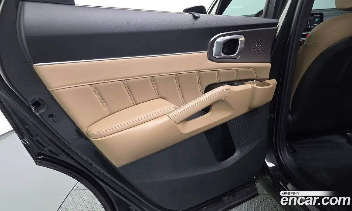 Kia Sorento 2024 1.6 автомат (гидро), фото 15